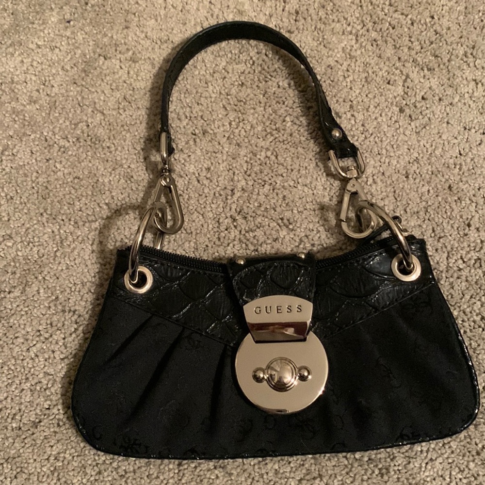 Mini Guess clutch with handle